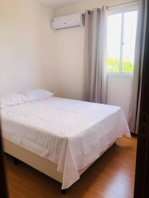 Aconchegante apartamento para aluguel de temporada: Localização privilegiada e conforto garantido